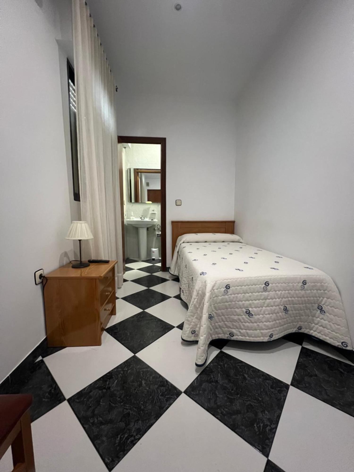Hostal Los Amigos Siruela 外观 照片