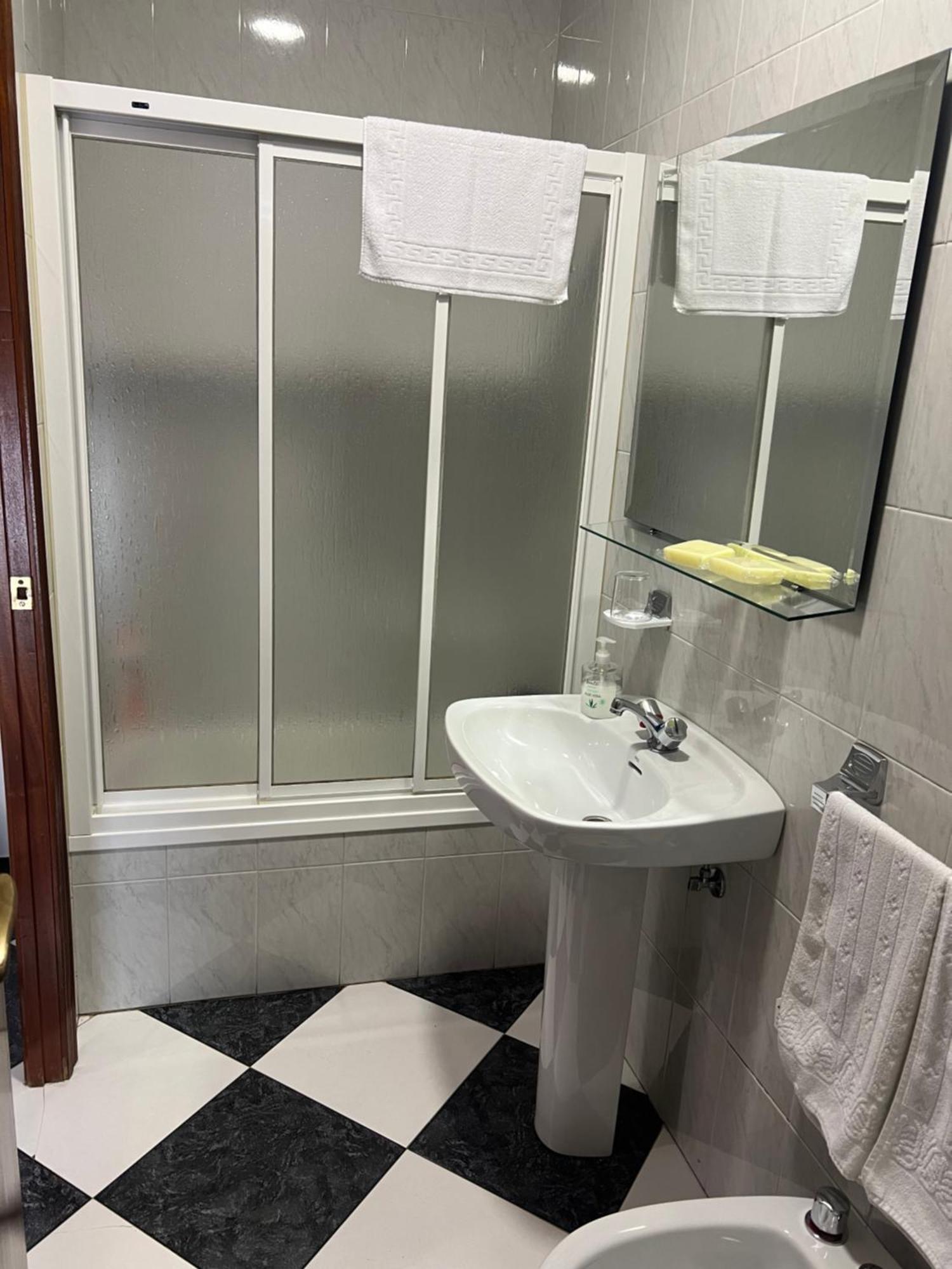 Hostal Los Amigos Siruela 外观 照片